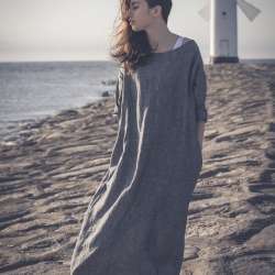 Sukienka lniana długa pieprz/sól 