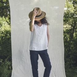 Lniana bluzka bez rękawa biała 