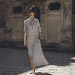 Lniana sukienka długa koszulowa szaro błękitna 