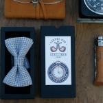 Muszka lniana w krateczkę niebiesko białą