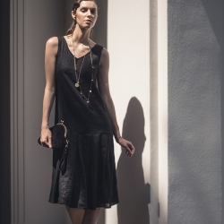 Lniana midi z falbaną czarna 